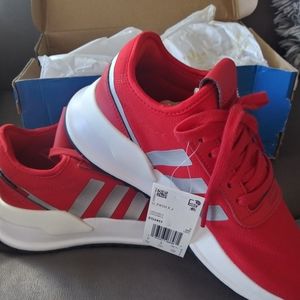Adidas unisex shoes
